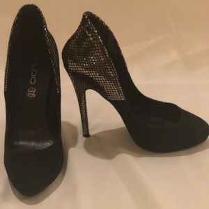 Aldo Black/Metallic (snake skin) heels